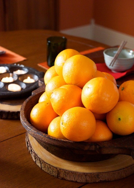 Oranges-for-Chinese-New-Year-Dinner-Party-571x800